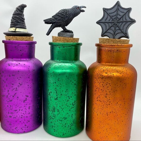 Halloween Collectible Decorative Glass Potion Bottles Set Of 4 NEW - Picture 6 of 9